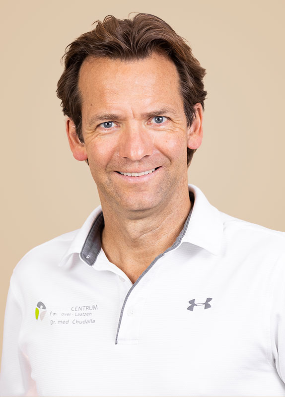 Dr. med. Robin Chudalla | Facharzt für Orthopädie und Unfallchirurgie, Chirotherapie / Manuelle Medizin, Sportmedizin, Akupunktur, FDM